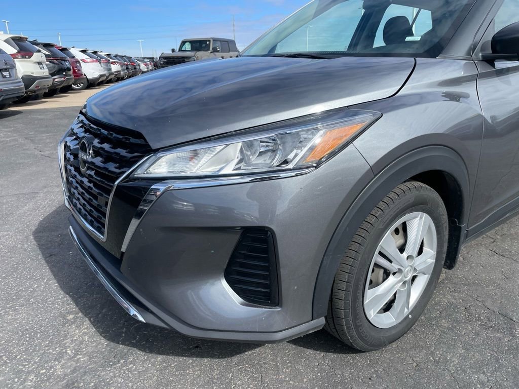 Used 2023 Nissan Kicks S FWD image 31