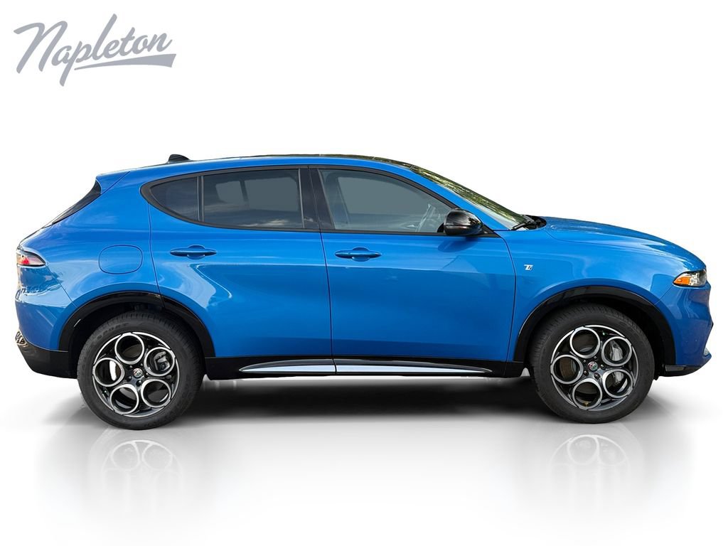 Used 2024 Alfa Romeo Tonale Ti AWD/4WD image 7