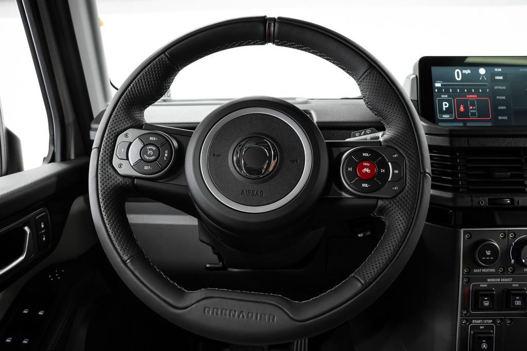 Used 2025 INEOS Grenadier Fieldmaster Edition image 23