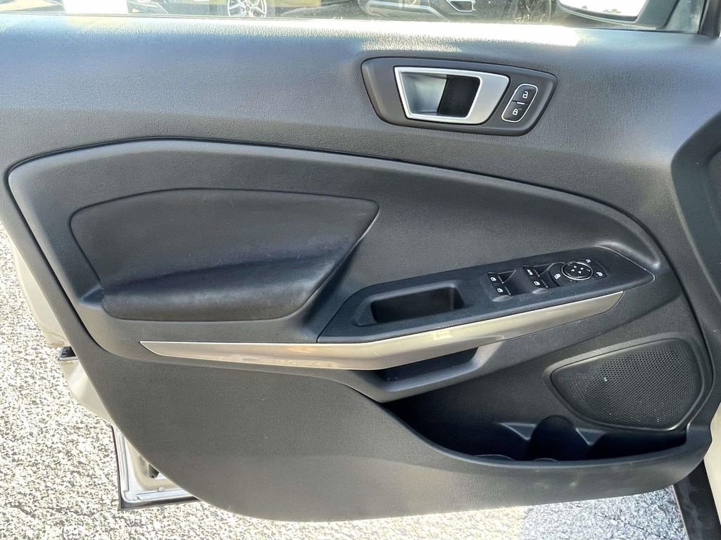 Used 2019 Ford EcoSport SE image 17