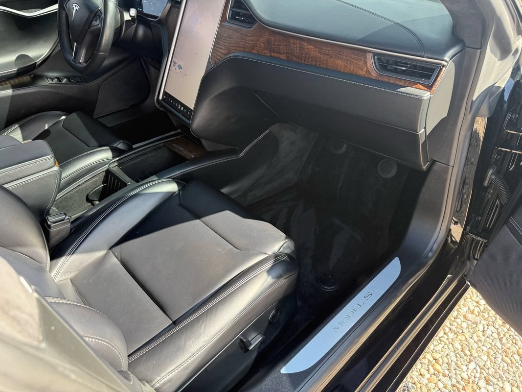 Used 2019 Tesla Model S Performance AWD/4WD image 16
