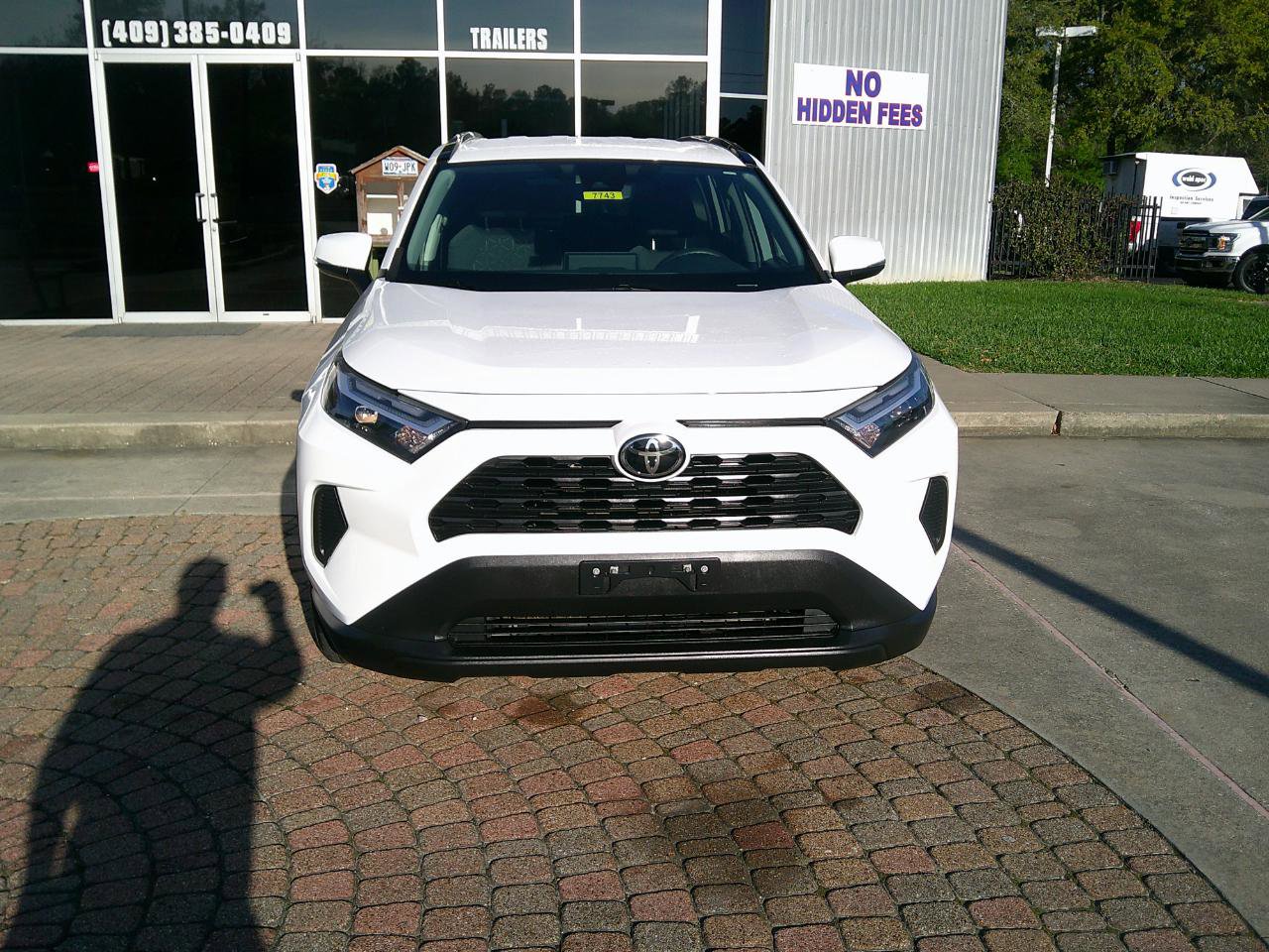 Used 2022 Toyota RAV4 XLE image 6