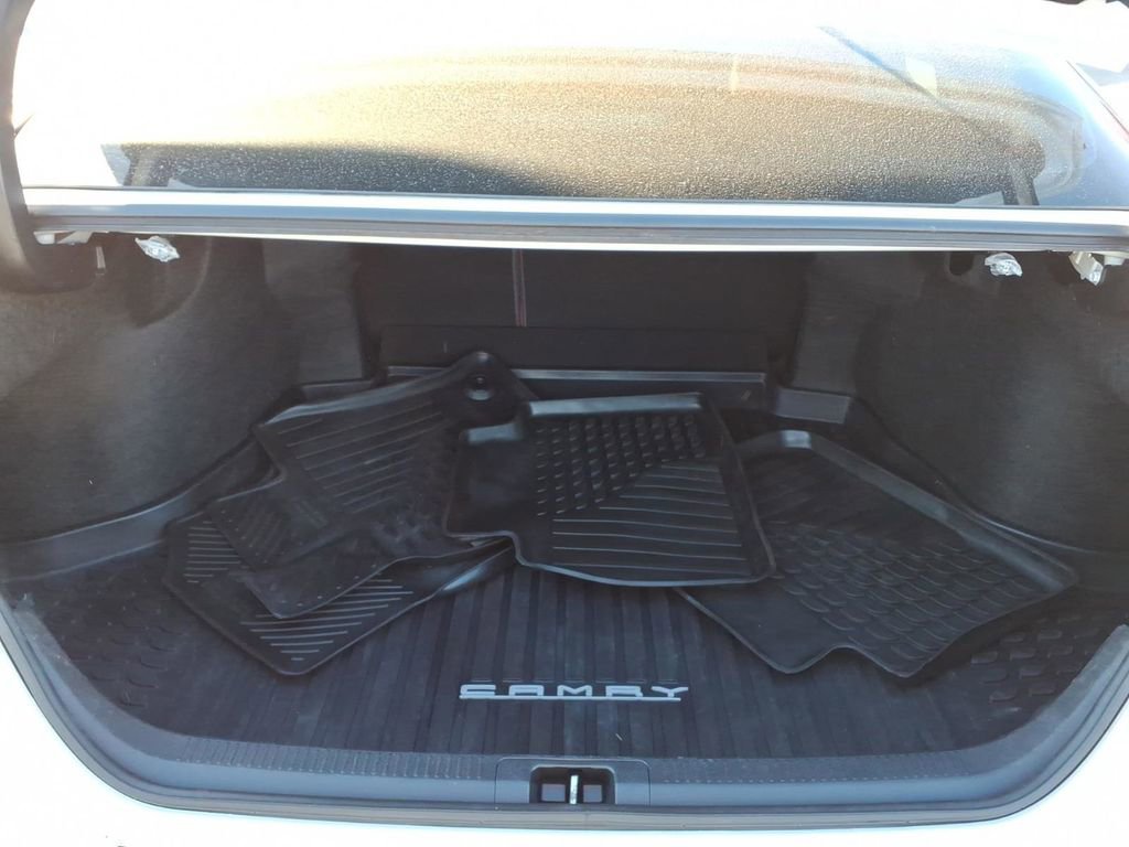 Certified 2019 Toyota Camry XSE image 24