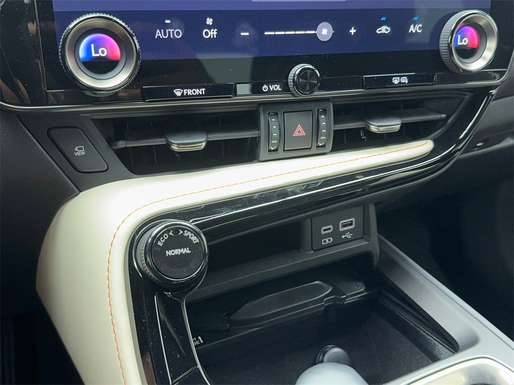 Used 2023 Lexus NX 350 AWD w/ Luxury Package image 31