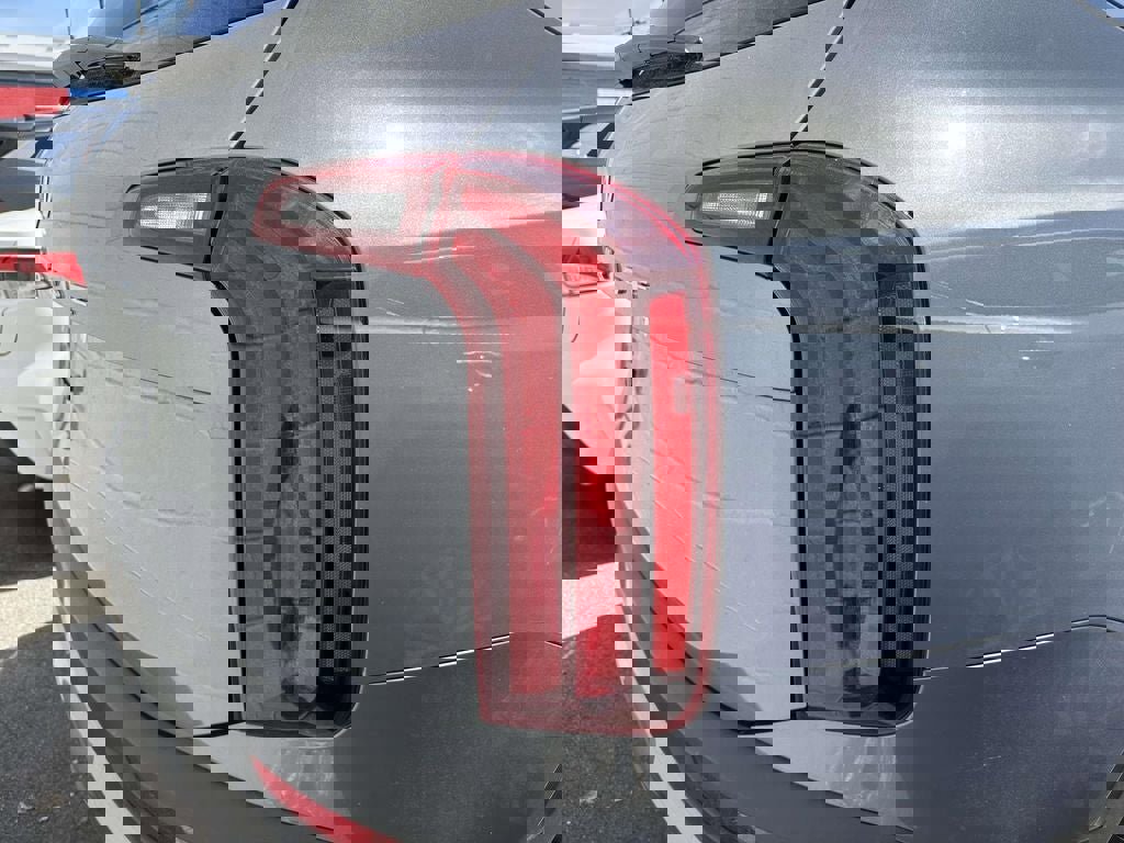 Certified 2022 Kia Telluride S image 8