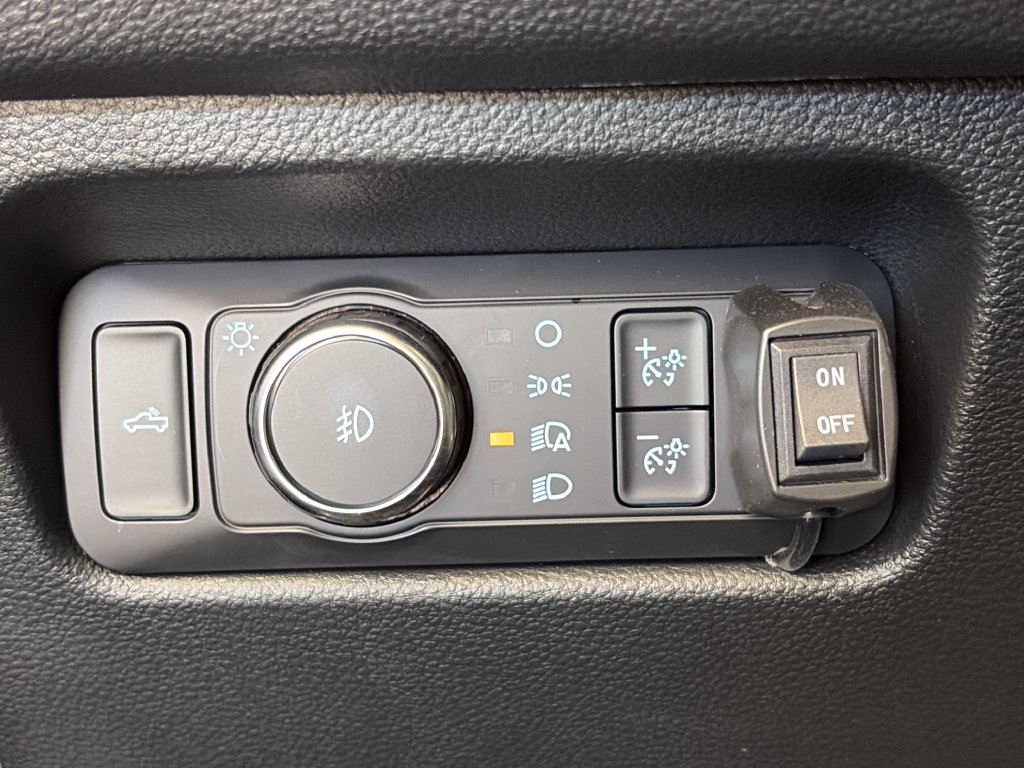 Used 2024 Ford Ranger Lariat w/ FX4 Off-Road Package AWD/4WD image 25