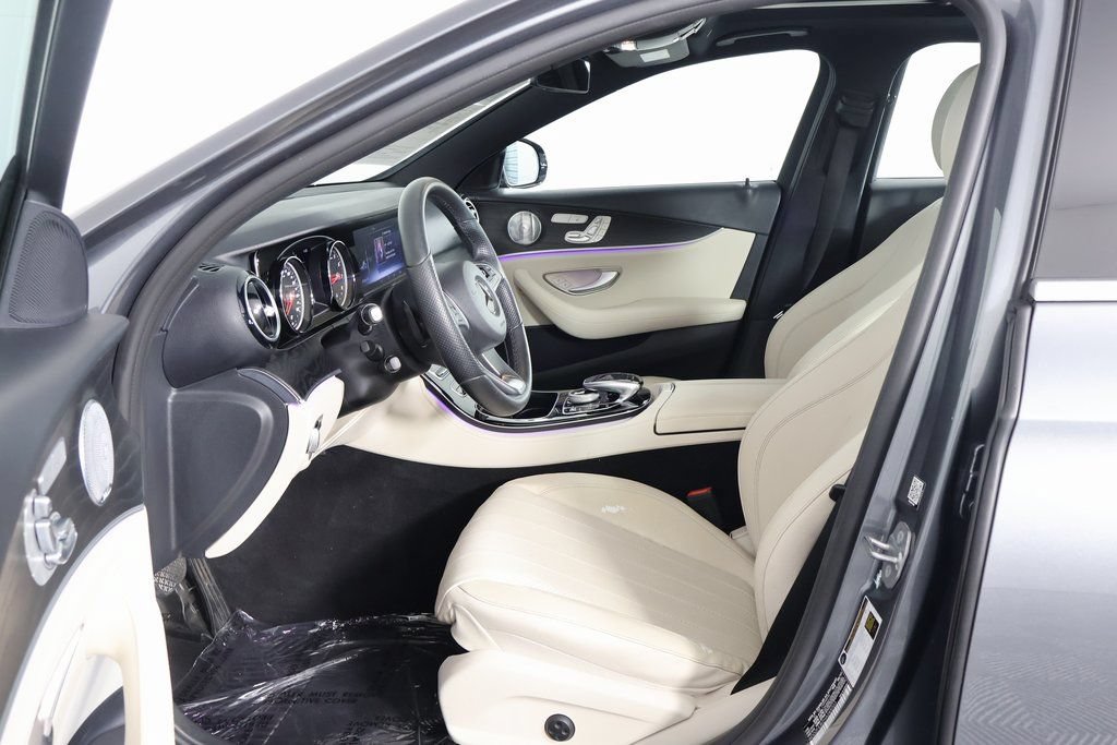 Used 2017 Mercedes-Benz E 300 image 10