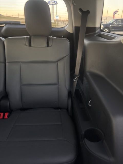 New 2026 Ford Explorer Active w/ Active Comfort Package image 33