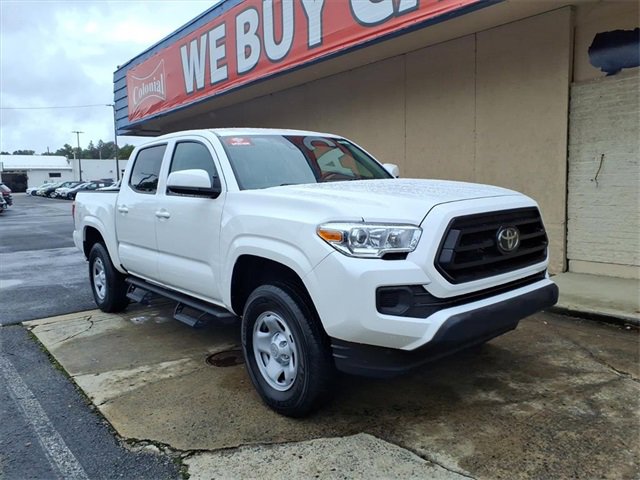 Used 2022 Toyota Tacoma SR image 2