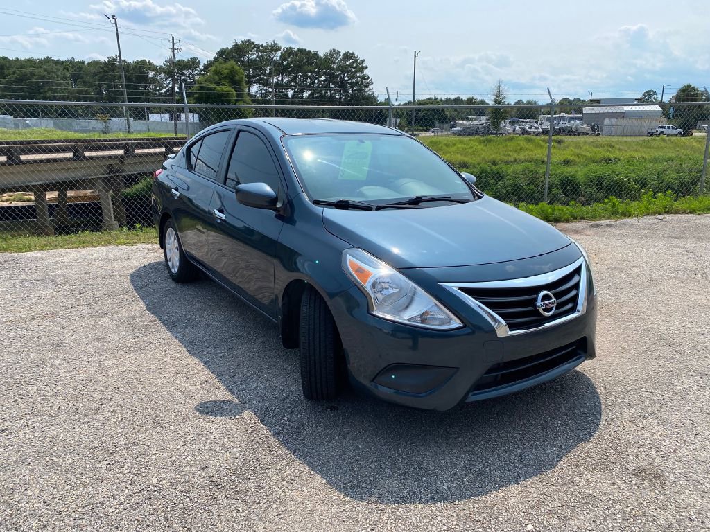 Used 2016 Nissan Versa SV