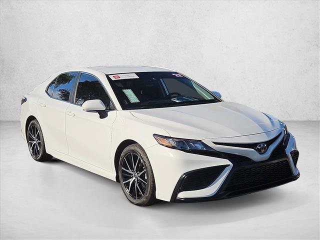 Certified 2022 Toyota Camry SE w/ Carpet Mat Package (TMS) FWD image 3