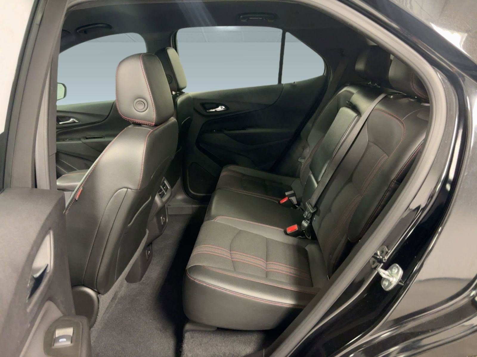 Certified 2024 Chevrolet Equinox RS image 13