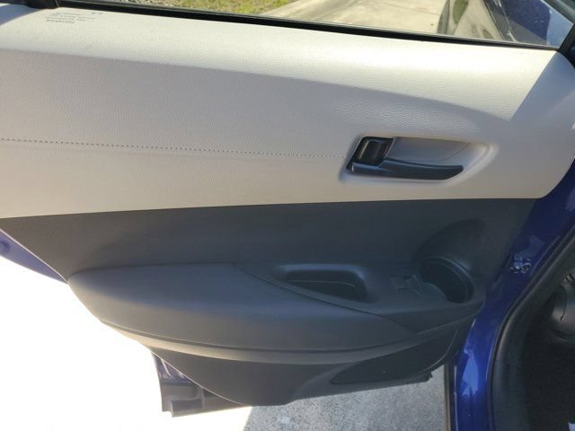 Certified 2025 Toyota Corolla Cross LE FWD image 14