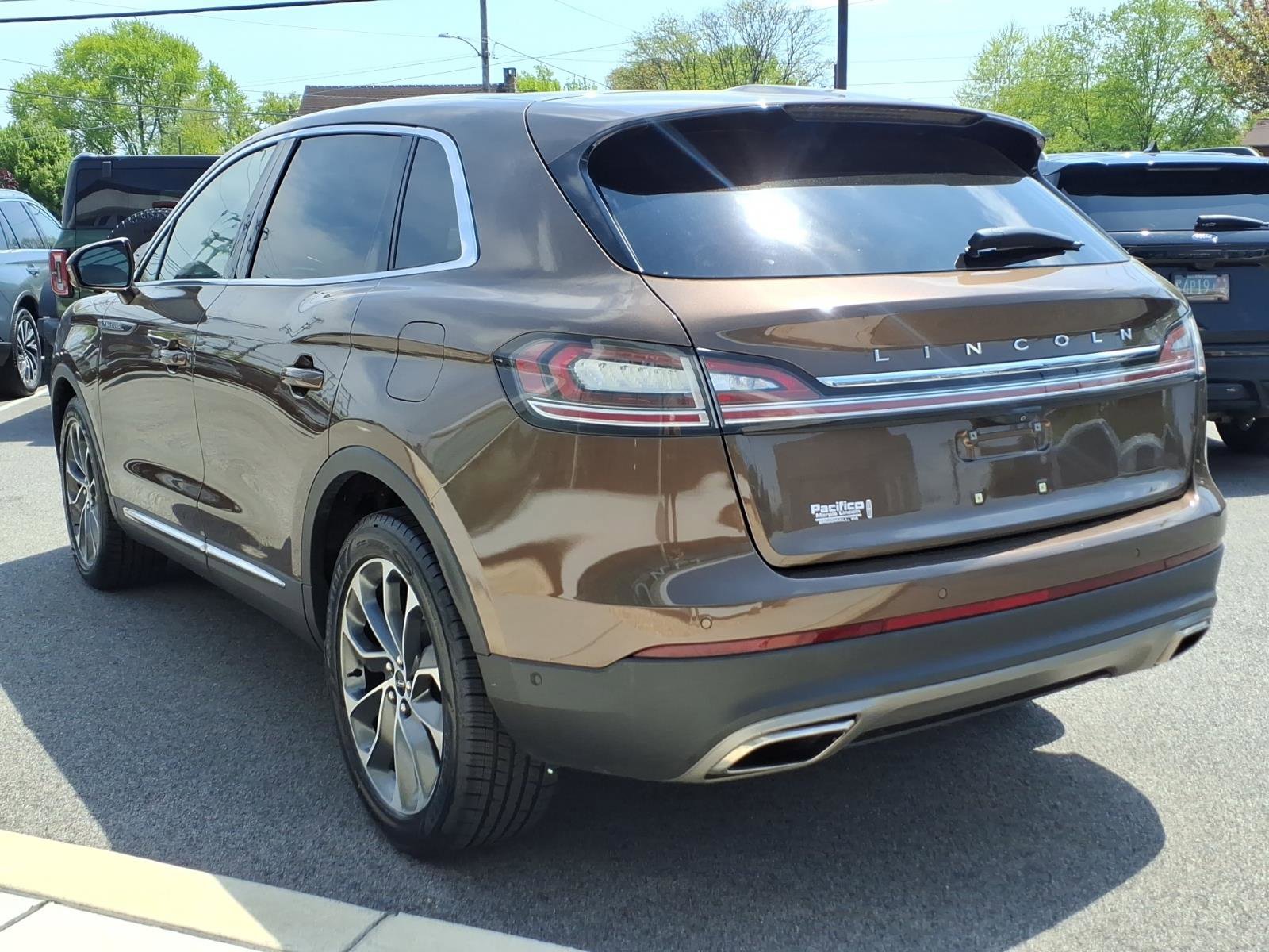 Certified 2022 Lincoln Nautilus Reserve w/ Equipment Group 201A AWD/4WD image 6
