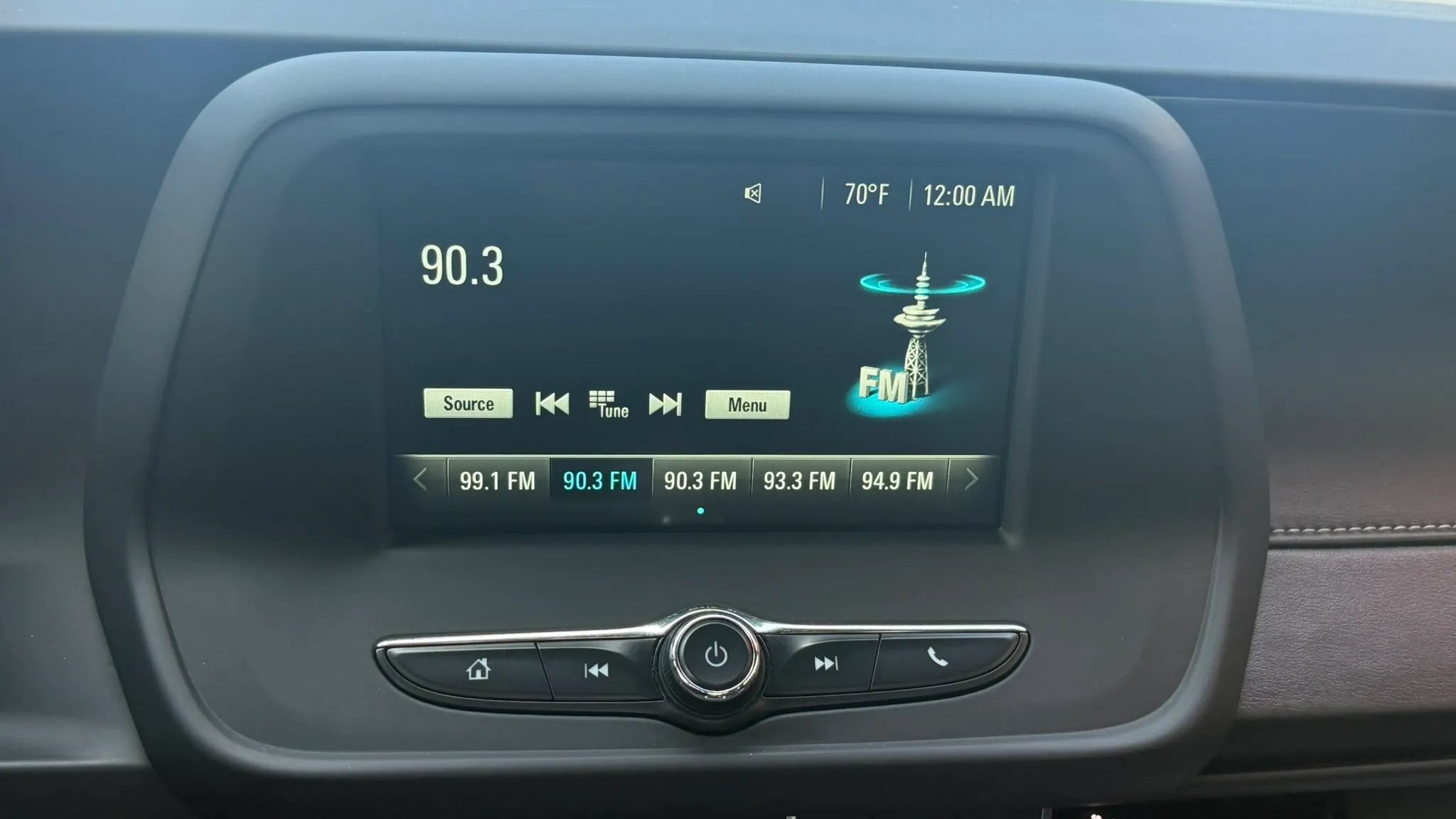 Used 2018 Chevrolet Camaro LS RWD image 17