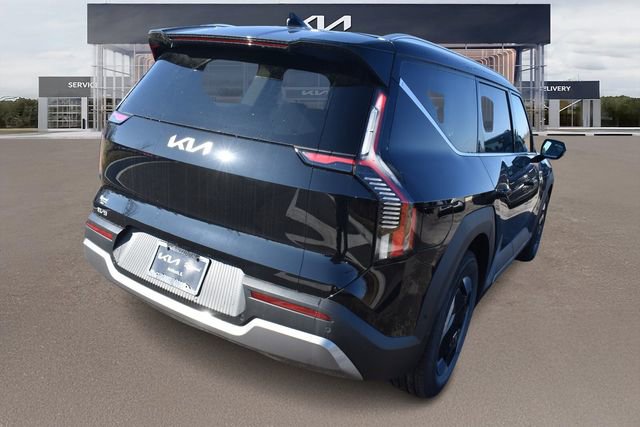 New 2026 Kia EV9 Wind image 4