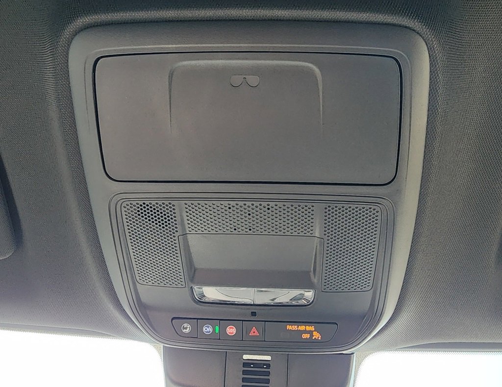 New 2026 Buick Enclave Sport Touring w/ Super Cruise Package image 38