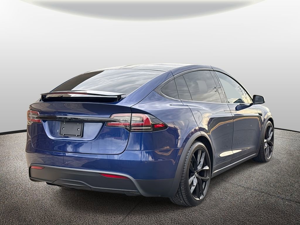 Used 2022 Tesla Model X image 2