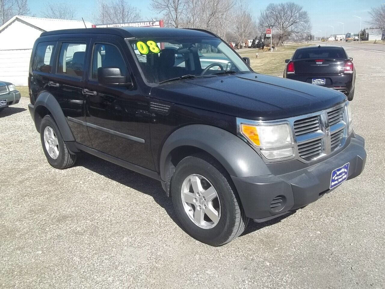 Used 2008 Dodge Nitro SXT image 3