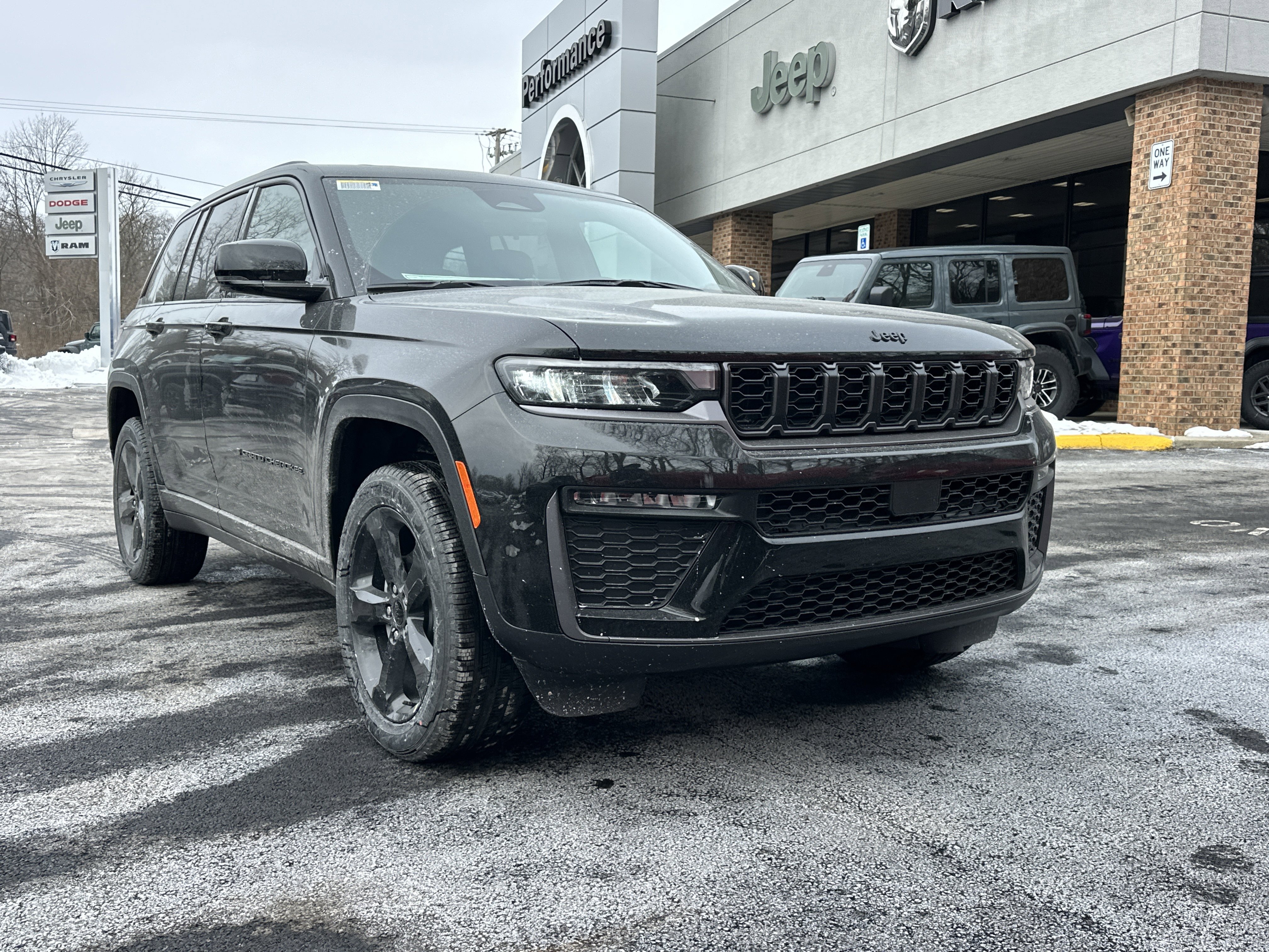New 2026 Jeep Grand Cherokee Limited w/ Limited Altitude Package image 22