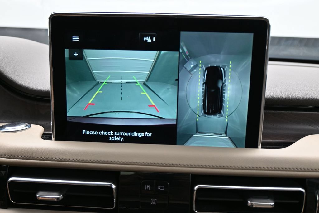 Used 2023 Lincoln Aviator Reserve w/ Equipment Group 201A RWD image 25