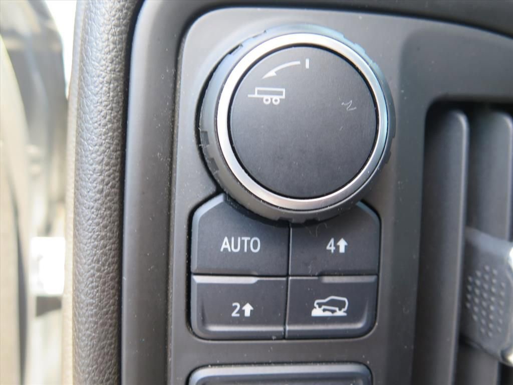 Used 2022 Chevrolet Silverado 1500 Custom image 11