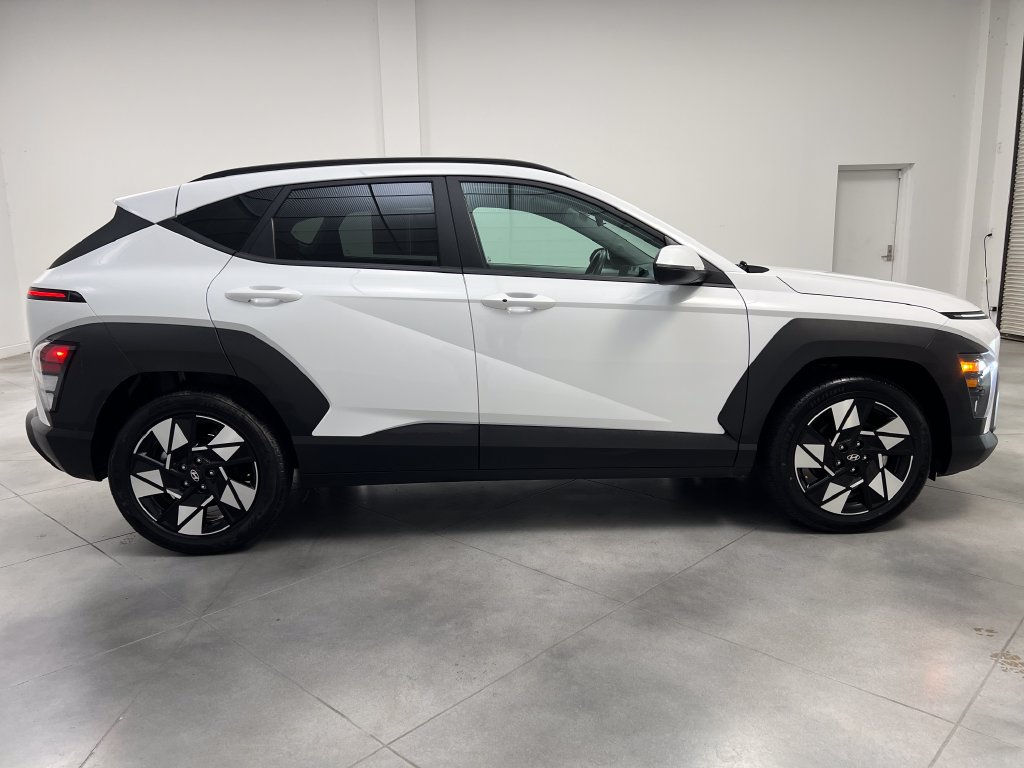 Used 2025 Hyundai Kona SEL FWD image 10