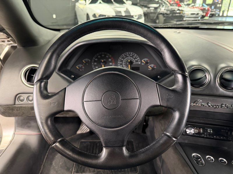 Used 2003 Lamborghini Murcielago Coupe AWD/4WD image 11
