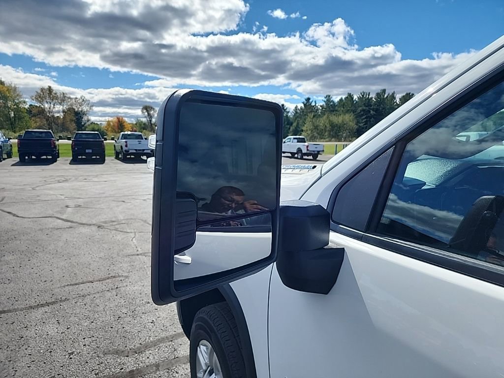 Used 2024 Chevrolet Silverado 2500 LT image 15