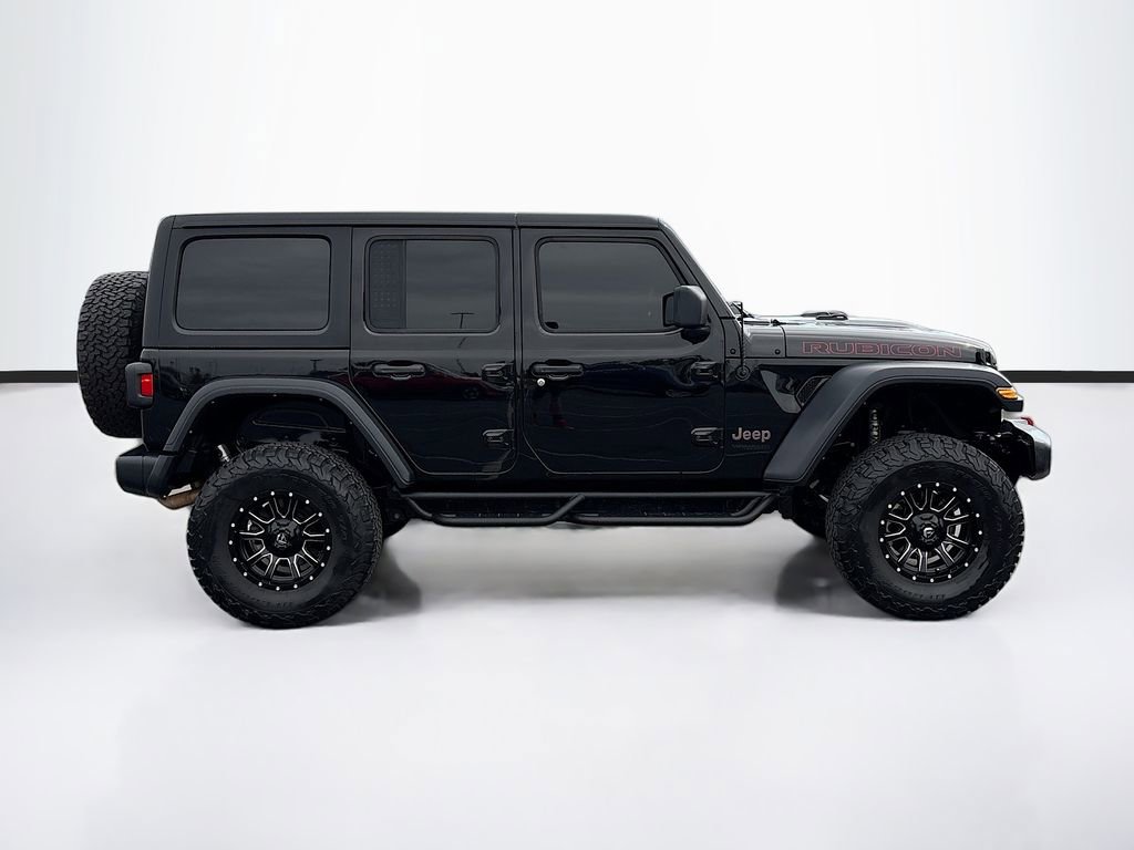 Used 2022 Jeep Wrangler Unlimited Rubicon AWD/4WD image 4