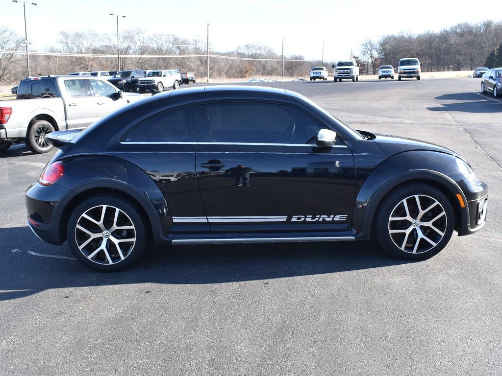 Used 2016 Volkswagen Beetle 1.8T Dune FWD image 14