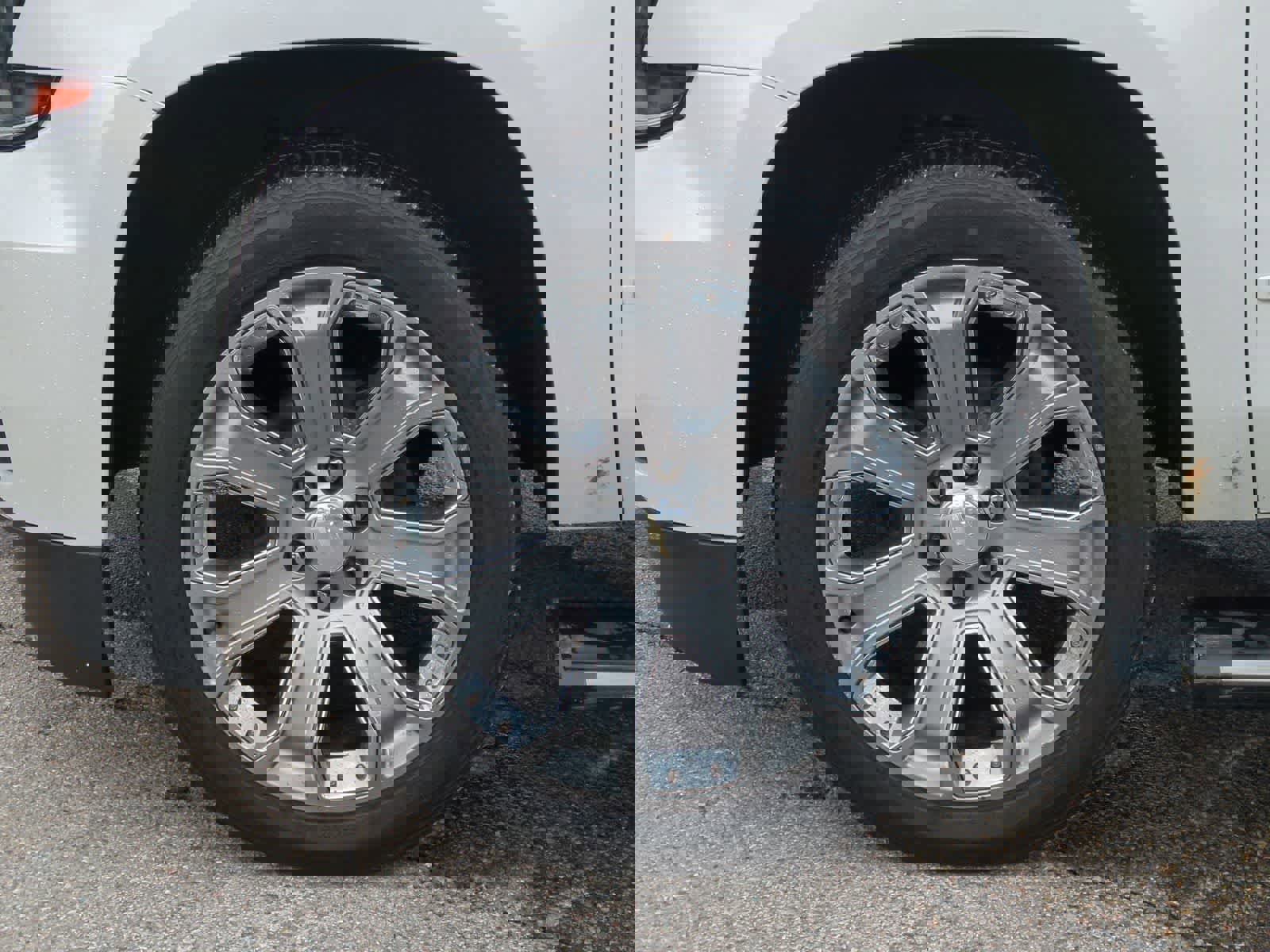 Used 2018 Chevrolet Tahoe Premier image 14