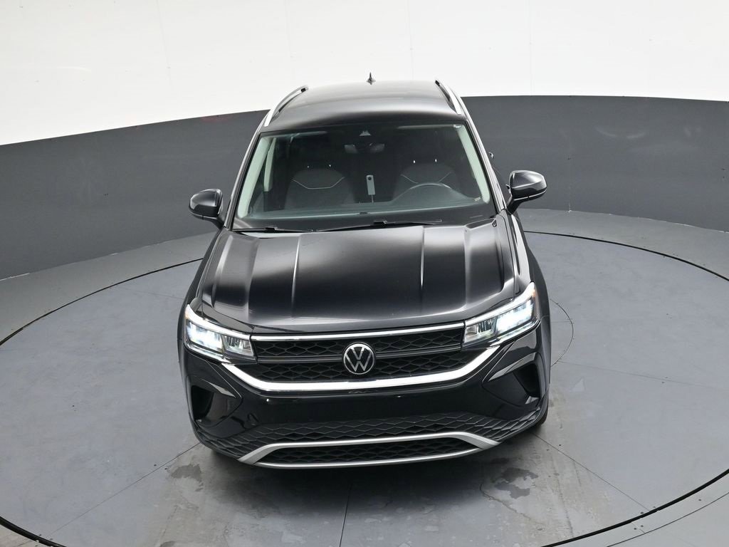 Used 2024 Volkswagen Taos SE image 36