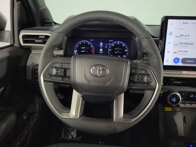 Used 2025 Toyota Tacoma Trailhunter image 20