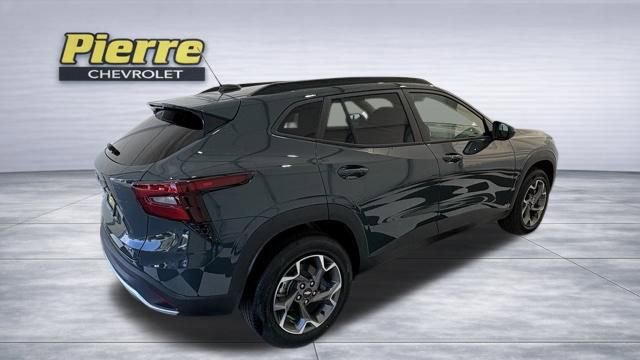 New 2026 Chevrolet Trax LT image 5