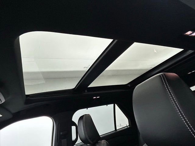 Used 2023 Ford Explorer ST w/ Equipment Group 401A image 13