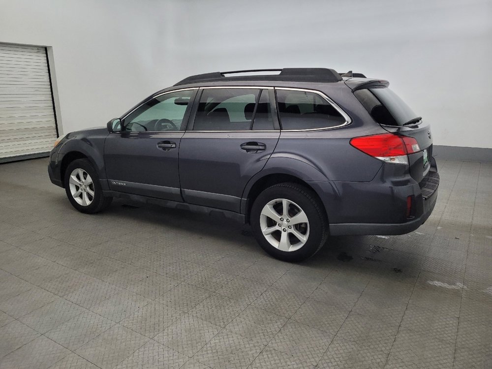 Used 2013 Subaru Outback 2.5i Limited w/ Moonroof Pkg image 3