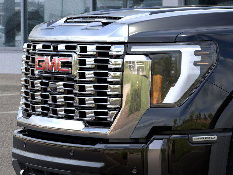 New 2026 GMC Sierra 3500 Denali w/ Denali Reserve Package image 14