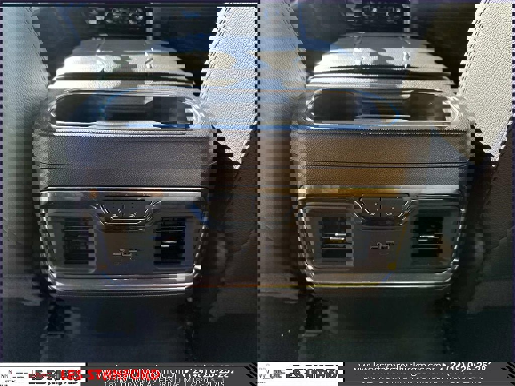 Used 2024 GMC Sierra 1500 Denali w/ Technology Package image 16