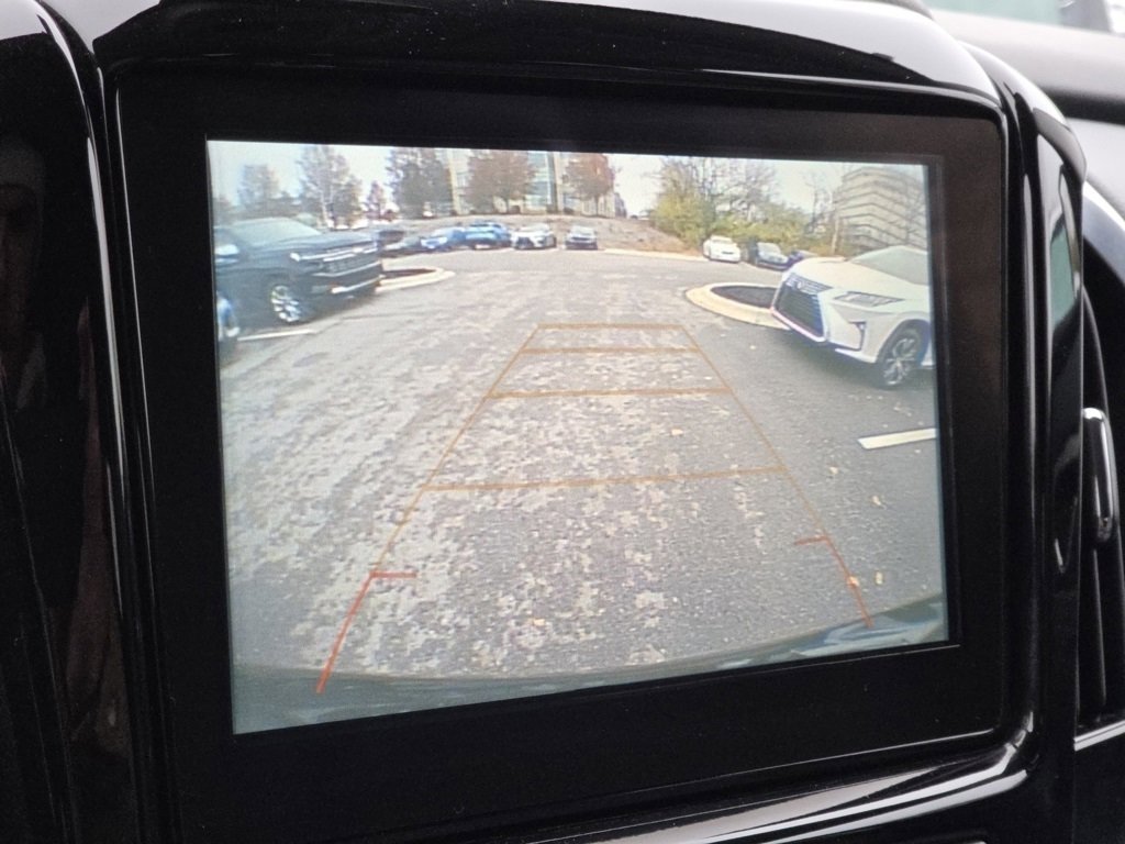 Used 2018 Chevrolet Traverse LT image 13