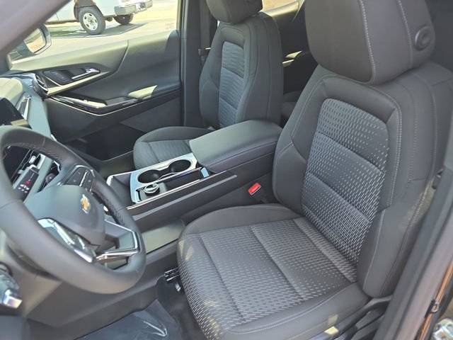 New 2026 Chevrolet Equinox LT w/ Safety and Technology Package AWD/4WD image 15