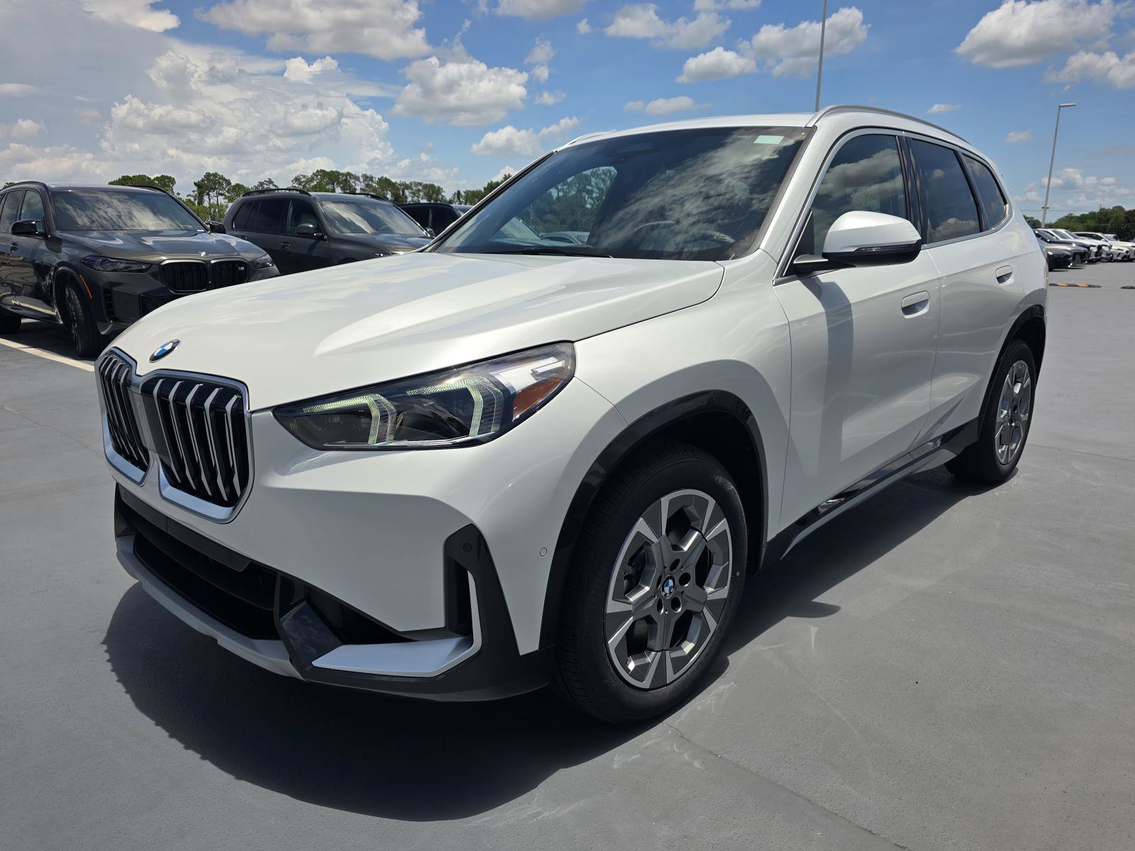 New 2026 BMW X1 xDrive28i w/ Convenience Package AWD/4WD image 7