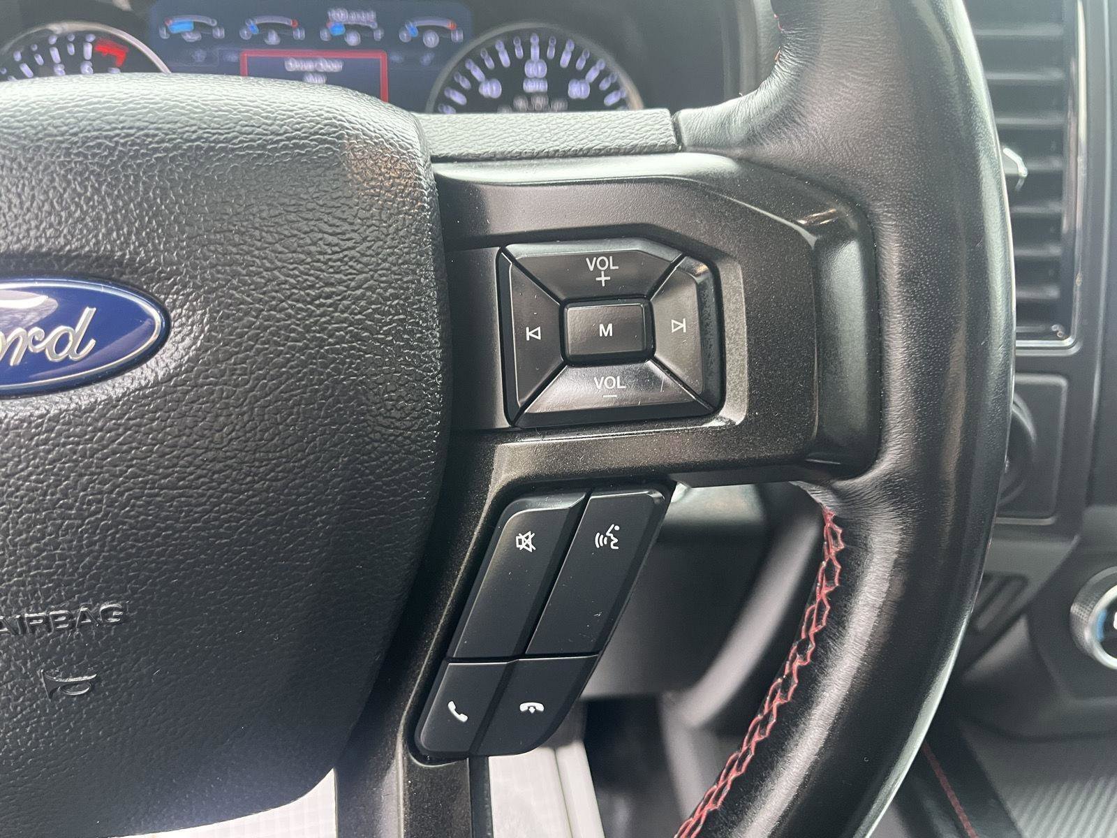 Used 2019 Ford Expedition Limited w/ Equipment Group 303A AWD/4WD image 27