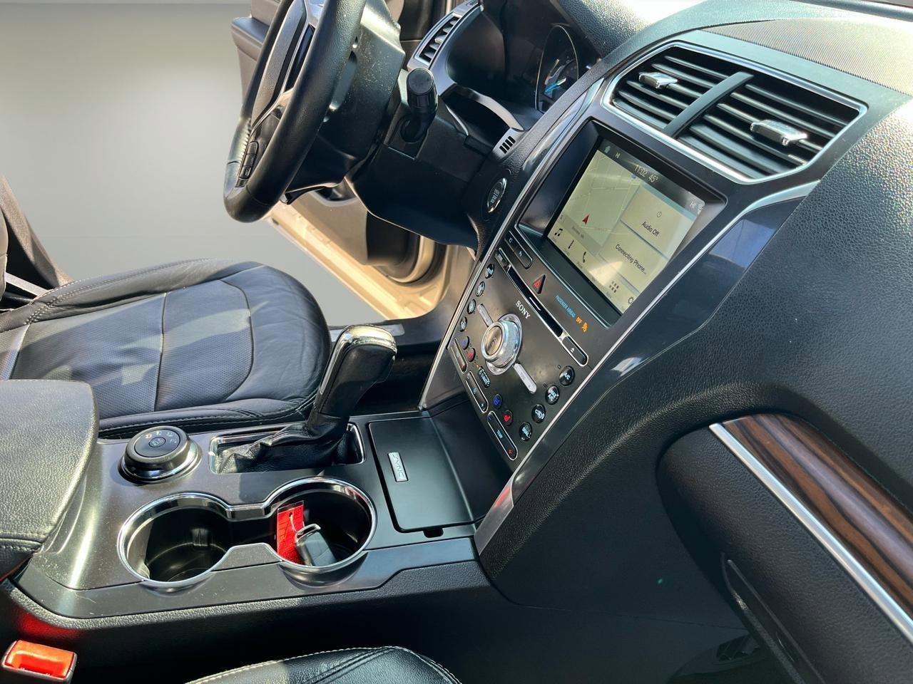 Used 2017 Ford Explorer Limited image 33