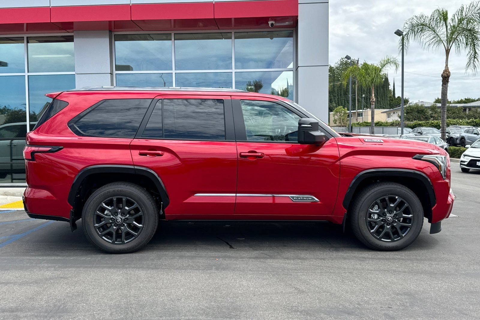 Certified 2026 Toyota Sequoia Platinum AWD/4WD image 4