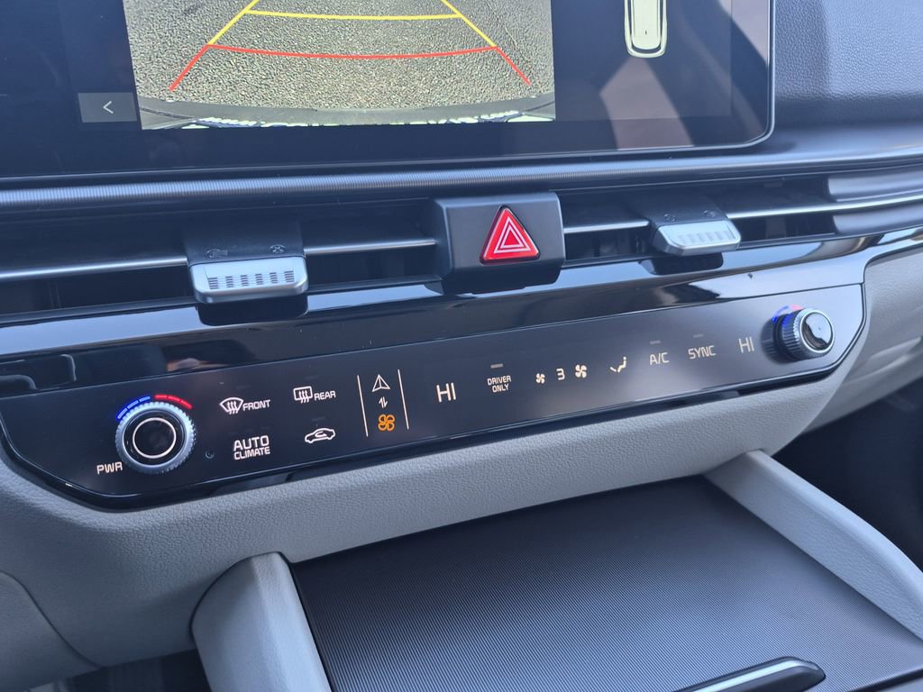 New 2026 Kia Sportage EX image 22