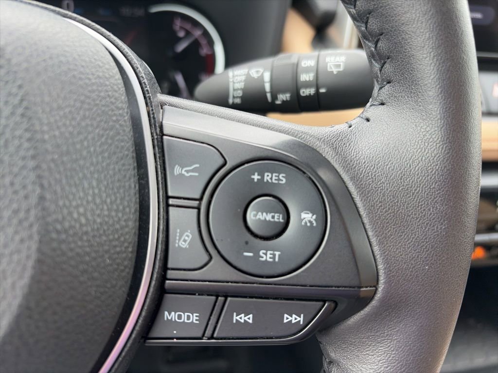 Used 2024 Toyota RAV4 XLE Premium image 16