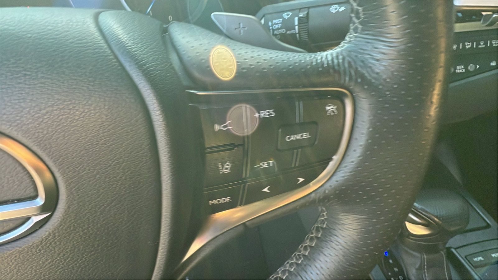 Used 2020 Lexus ES 350 F Sport w/ Accessory Package 2 image 29