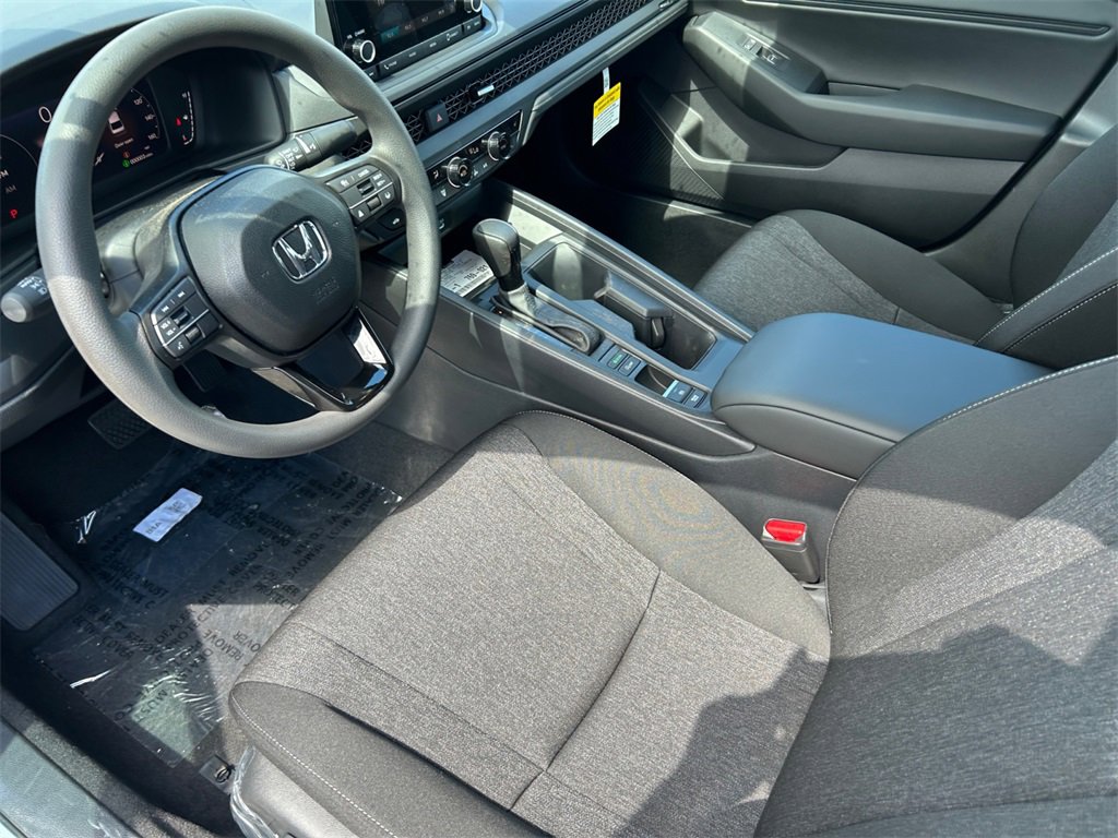 New 2025 Honda Accord SE image 10