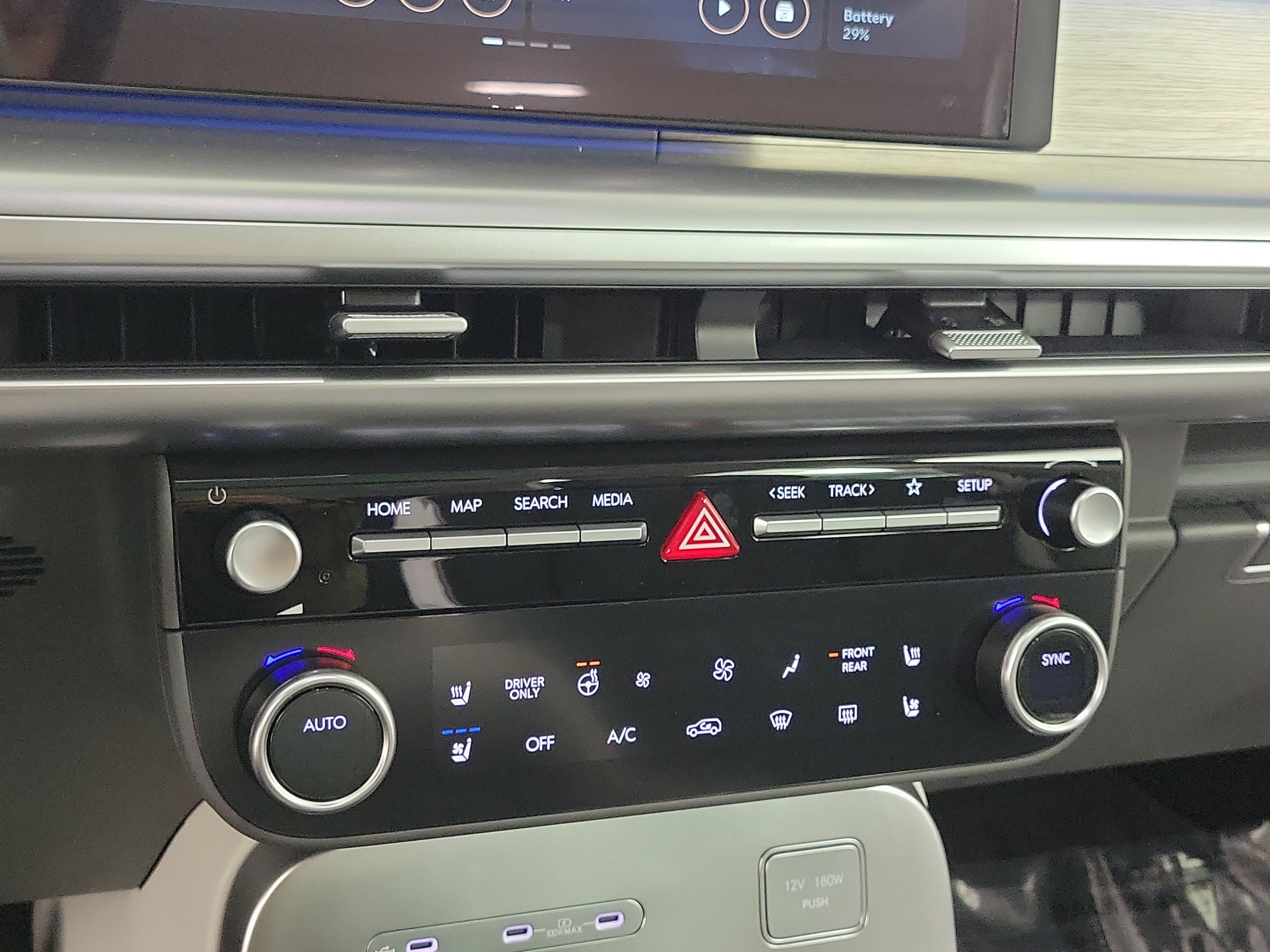 New 2026 Hyundai Ioniq 9 Limited image 16